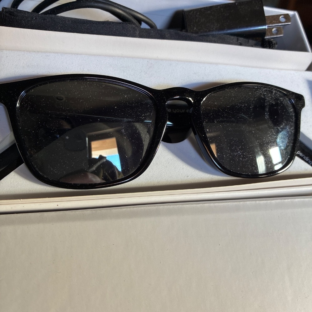 Lucyd Lyte Smart Sunglasses - Picture 2 of 3